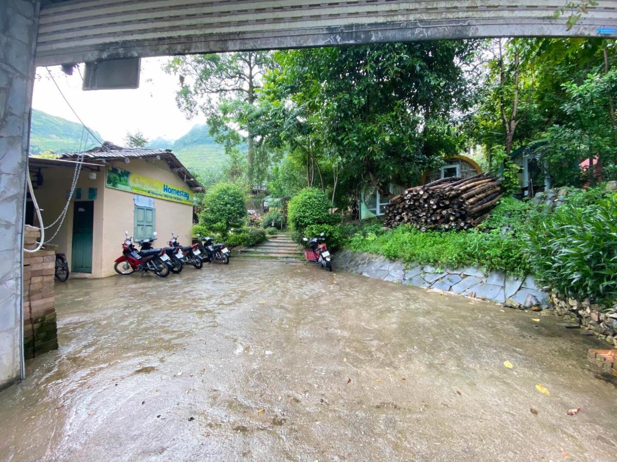 Ong Vang Meo Vac Hotel Buitenkant foto