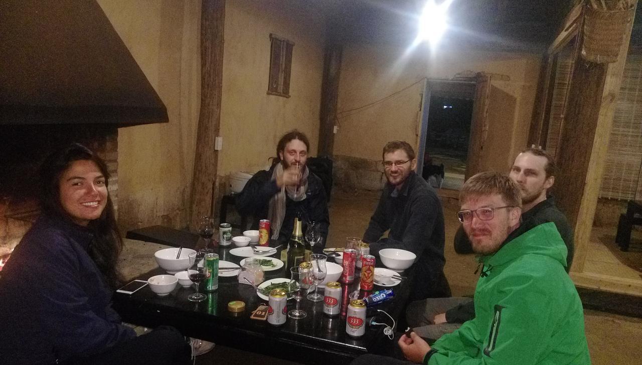 Ong Vang Meo Vac Hotel Buitenkant foto