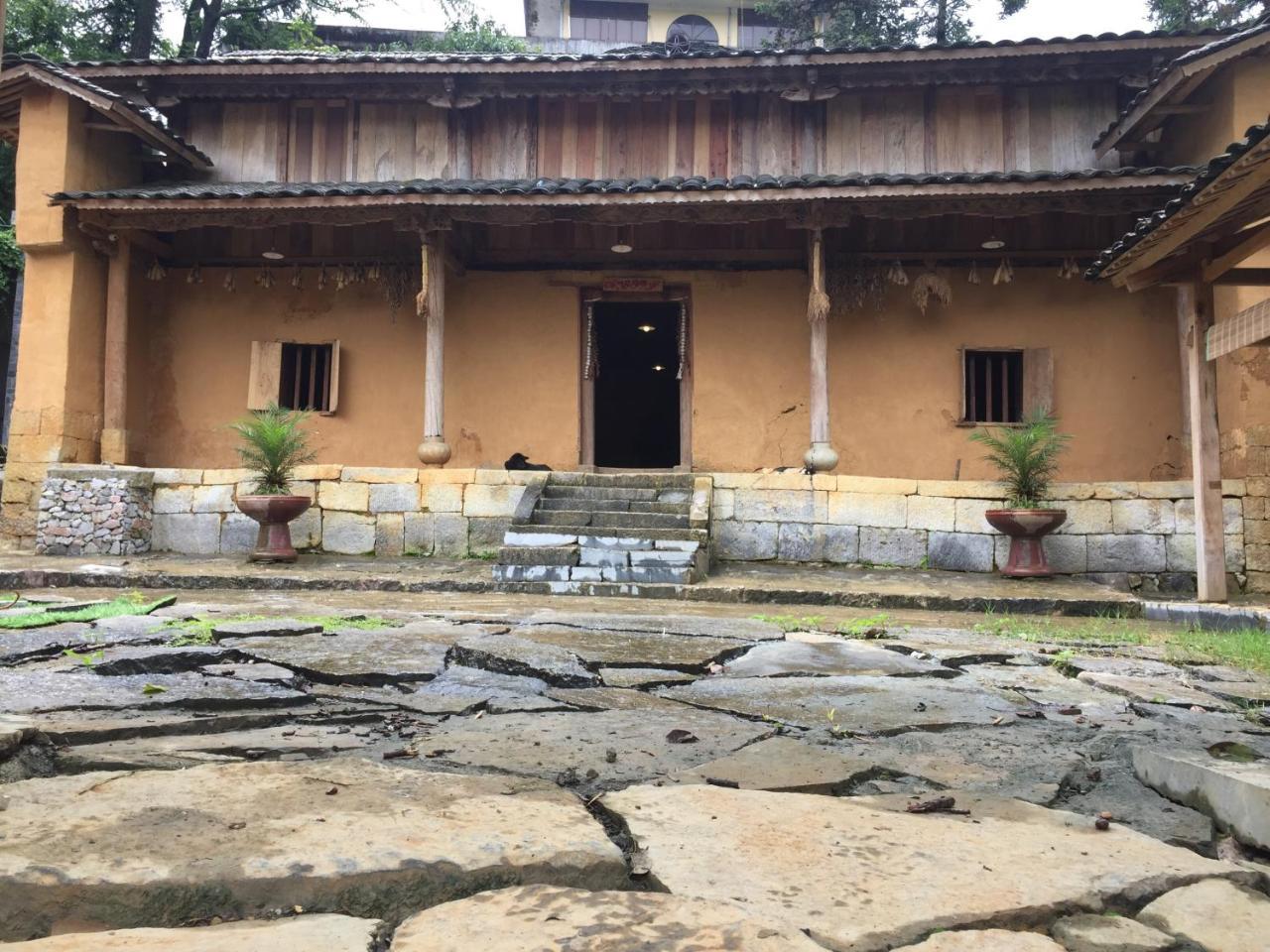 Ong Vang Meo Vac Hotel Buitenkant foto